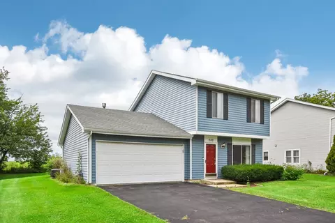 280 Westbrook Cir, Naperville, IL 60565