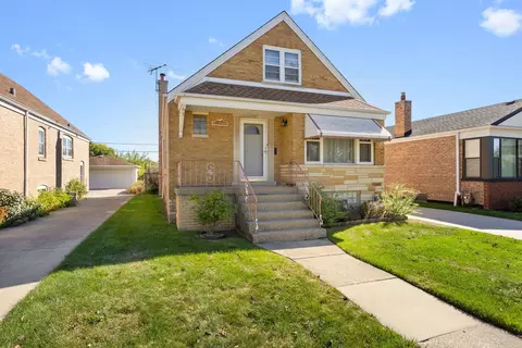 5821 S Nottingham Ave, Chicago, IL 60638