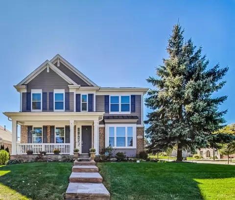 1067 Apple Blossom Ct, Lake Zurich, IL 60047