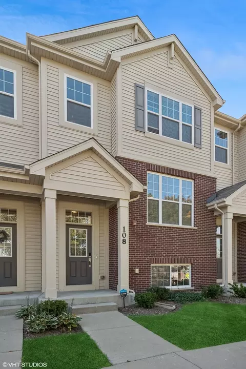 108 Lexington Ln, Rolling Meadows, IL 60008