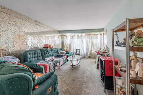 Living - 7243 W 61st St, Summit, IL 60501 photo 2 of 3