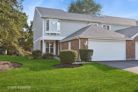 879 Barlina Rd, Crystal Lake, IL 60014