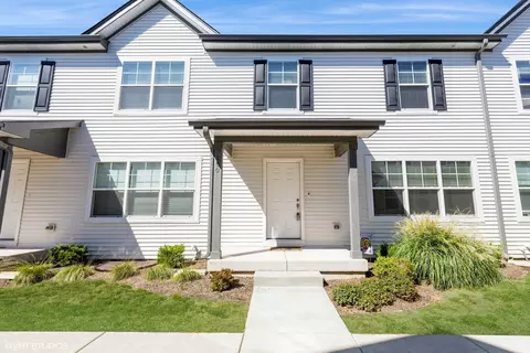 200 S Walnut St, Cortland, IL 60112