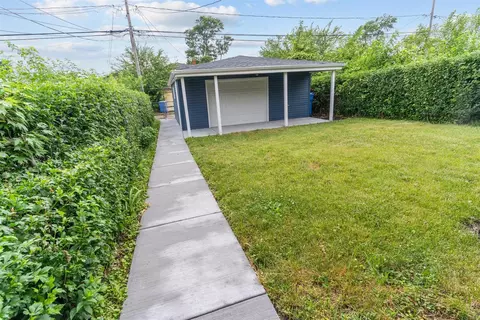 Exterior - 11544 S Aberdeen St, Chicago, IL 60643 photo 2 of 4