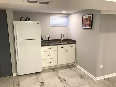 Kitchen - 11544 S Aberdeen St, Chicago, IL 60643 photo 7 of 7