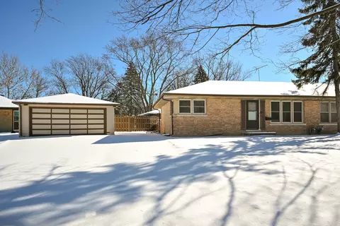 105 N Gables Blvd, Wheaton, IL 60187 photo 23