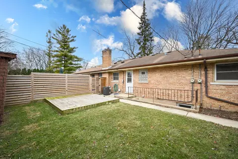 105 N Gables Blvd, Wheaton, IL 60187 photo 20