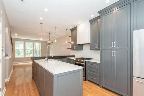 Kitchen - 5220 S Berkeley Ave #E, Chicago, IL 60615 photo 3 of 4