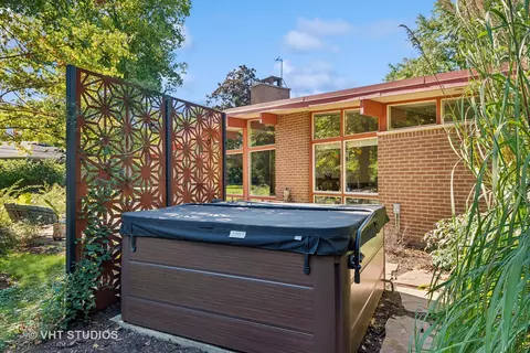 1033 Crabtree Ln, Des Plaines, IL 60016 photo 31