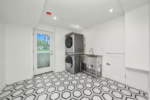 Other - 401 Springhill Dr, Roselle, IL 60172 photo 8 of 10