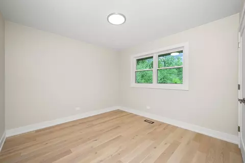Bedroom - 401 Springhill Dr, Roselle, IL 60172 photo 3 of 5