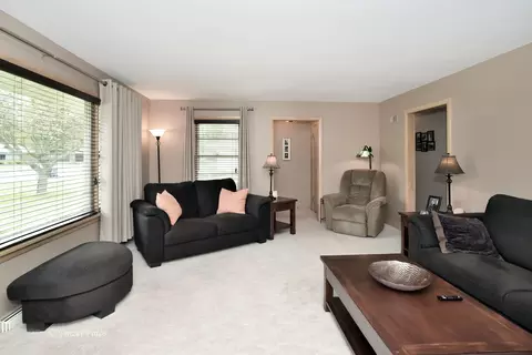 Other - 564 N Melrose Ave, Elgin, IL 60123 photo 2 of 8