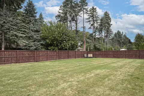 Exterior - 564 N Melrose Ave, Elgin, IL 60123 photo 1 of 1