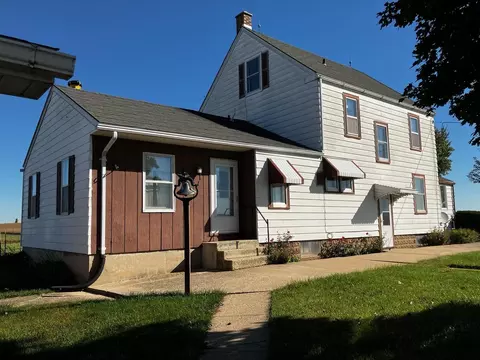 336 Lovers Lane Rd, Milledgeville, IL 61051