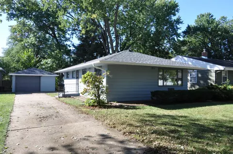 2122 Barton Blvd, Rockford, IL 61103