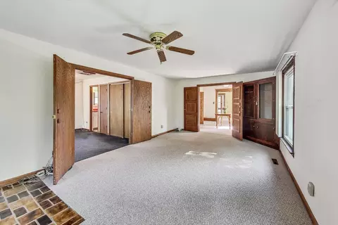 Living - 703 Normal Rd, Dekalb, IL 60115 photo 6 of 7