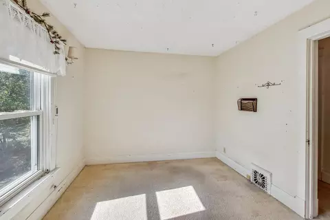 Bedroom - 703 Normal Rd, Dekalb, IL 60115 photo 4 of 8