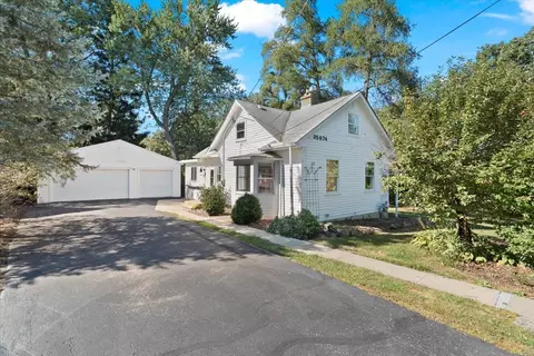 35874 N Hillside Ave, Round Lake, IL 60073