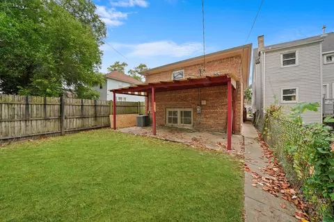 Exterior - 9232 S Clyde Ave, Chicago, IL 60617 photo 3 of 3
