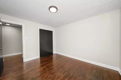 Bedroom - 9232 S Clyde Ave, Chicago, IL 60617 photo 4 of 5