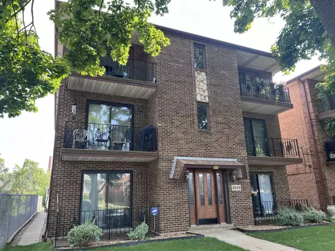 6525 W 64th Pl #3E, Chicago, IL 60638