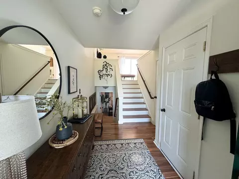 5205 Glenbrook Trl, Mchenry, IL 60050 photo 3