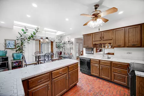 Kitchen - 812 Maple Rd, Flossmoor, IL 60422 photo 6 of 6