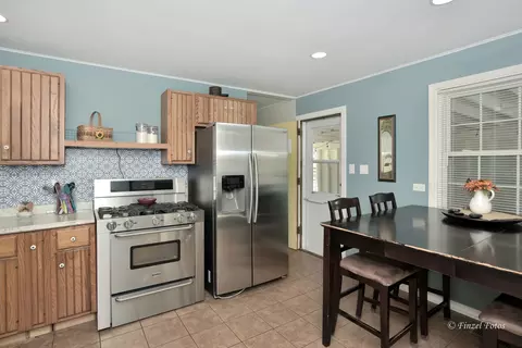 3101 Thrush Ln, Rolling Meadows, IL 60008 photo 5