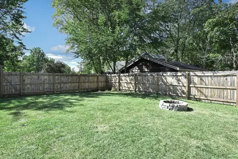 3101 Thrush Ln, Rolling Meadows, IL 60008 photo 13