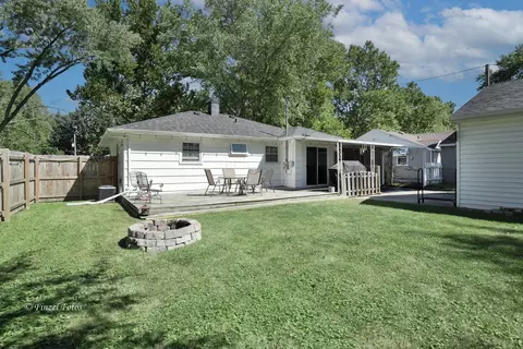 3101 Thrush Ln, Rolling Meadows, IL 60008 photo 14