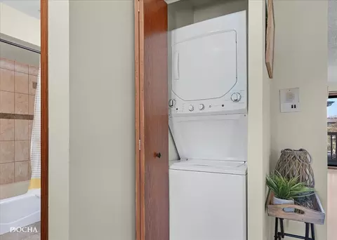 Other - 243 Gregory St #9, Aurora, IL 60504 photo 2 of 2