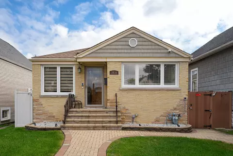 2631 Marwood St, River Grove, IL 60171