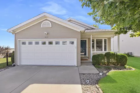 3413 Mcniff Dr, Bloomington, IL 61704