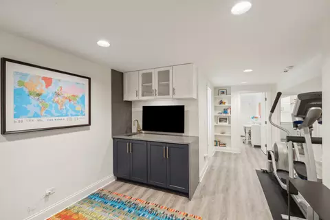 2132 N Wayne Ave, Chicago, IL 60614 photo 33