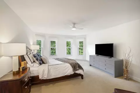 2132 N Wayne Ave, Chicago, IL 60614 photo 17