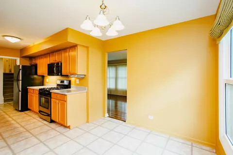 1440 Mayfield Ln, Hoffman Estates, IL 60169 photo 8
