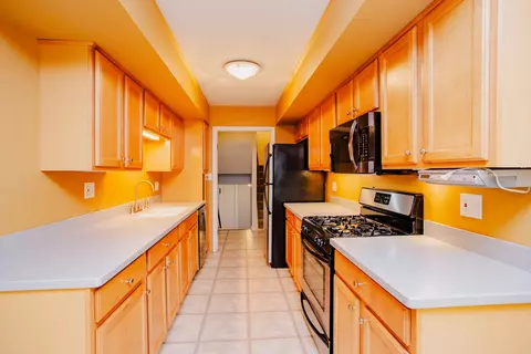 1440 Mayfield Ln, Hoffman Estates, IL 60169 photo 5
