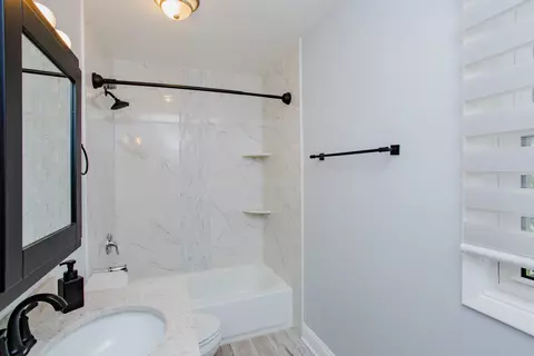 1440 Mayfield Ln, Hoffman Estates, IL 60169 photo 17