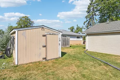 Exterior - 275 Mohave St, Hoffman Estates, IL 60169 photo 6 of 6