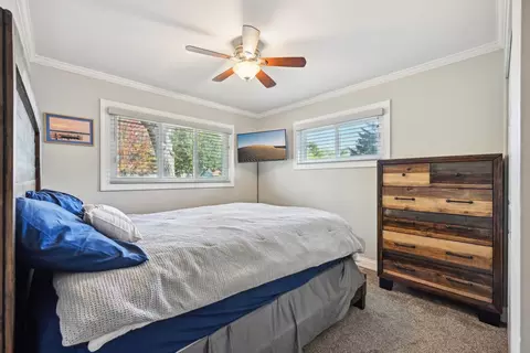 Bedroom - 275 Mohave St, Hoffman Estates, IL 60169 photo 3 of 3