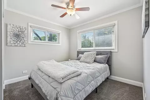 Bedroom - 275 Mohave St, Hoffman Estates, IL 60169 photo 1 of 3