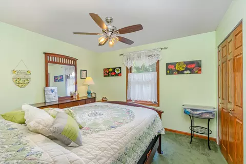 5305 E Chamberlain Ct, De Motte, IN 46310 photo 15
