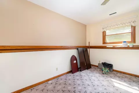5305 E Chamberlain Ct, De Motte, IN 46310 photo 20