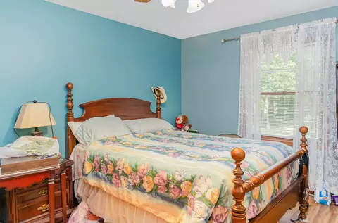 5305 E Chamberlain Ct, De Motte, IN 46310 photo 11