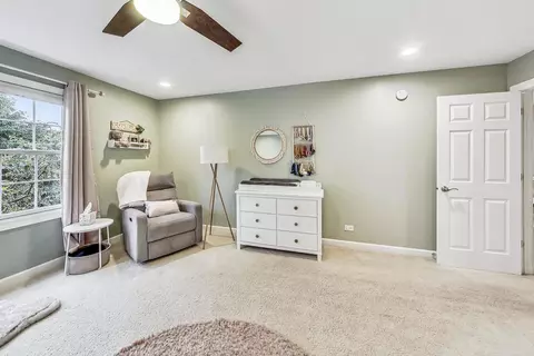 Bedroom - 2680 Summit Dr, Glenview, IL 60025 photo 6 of 6