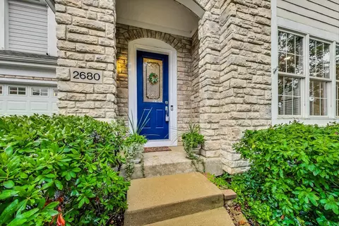 Exterior - 2680 Summit Dr, Glenview, IL 60025 photo 2 of 5