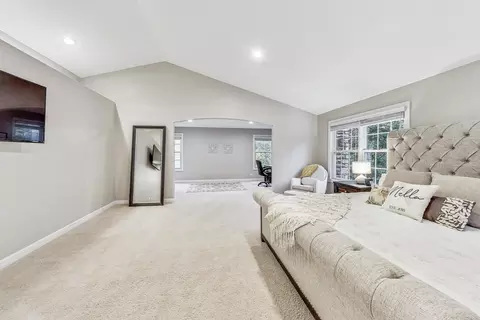 Bedroom - 2680 Summit Dr, Glenview, IL 60025 photo 1 of 6