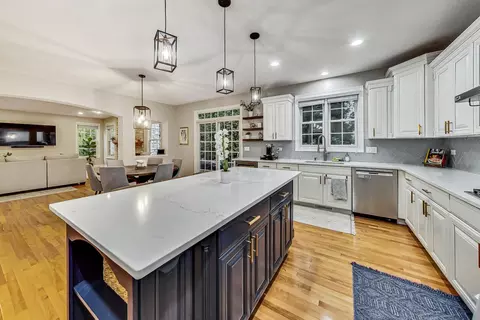 Kitchen - 2680 Summit Dr, Glenview, IL 60025 photo 5 of 7