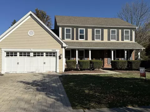 566 Bovidae Cir, Naperville, IL 60565
