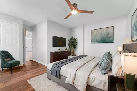 Bedroom - 15640 Millard Ave, Markham, IL 60428 photo 3 of 4
